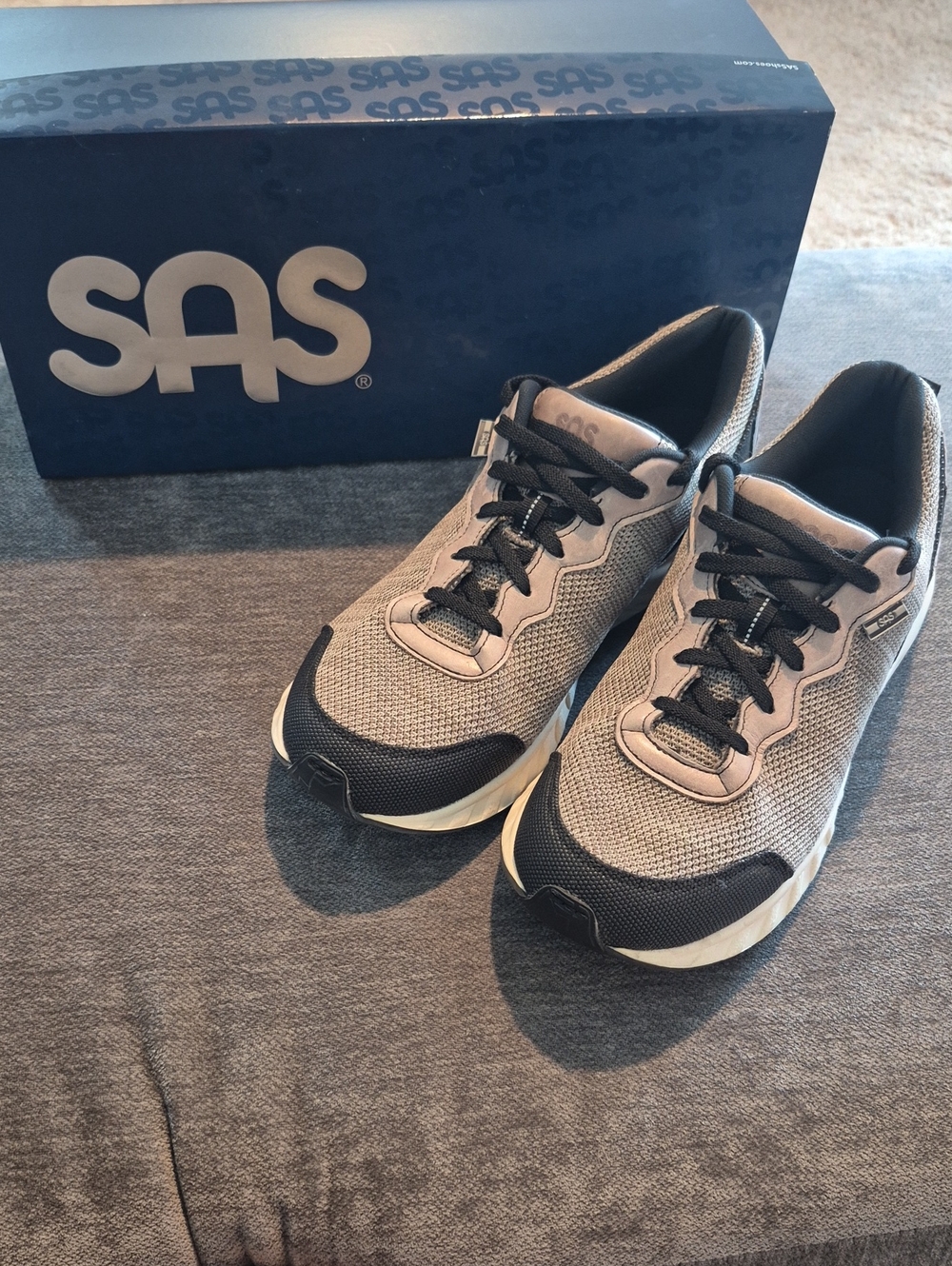 SAS Men’s Gray and Black Mesh Lace-Up Sneakers